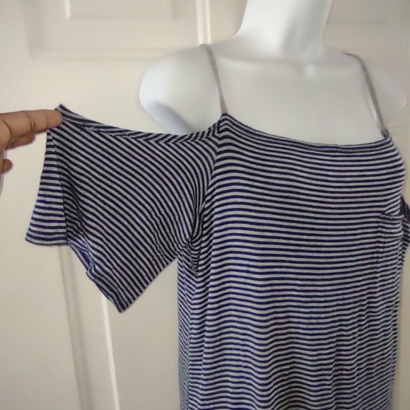 Bailey/44 Blue Gray Striped Could Shoulder Women's Dress. Size L - Picture 4 of 11